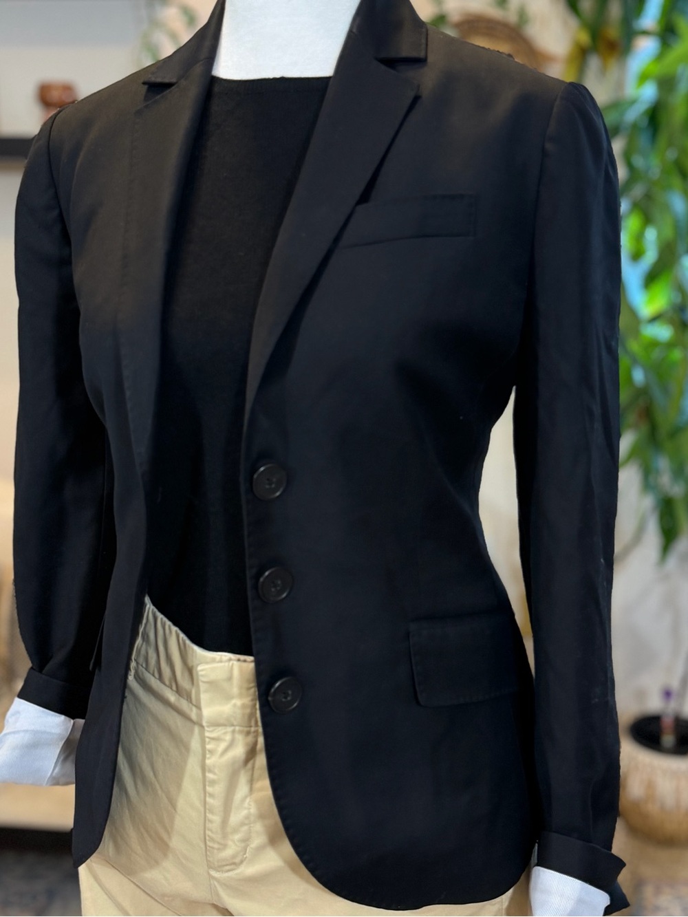 J.Crew Vintage Black 100% Wool Blazer 3 Button Tailored Old Money Size 4 S - Picture 3 of 9